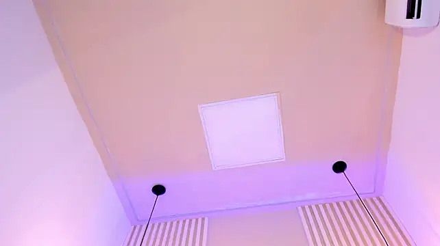 Ariiablake_ - show clit close up and rub