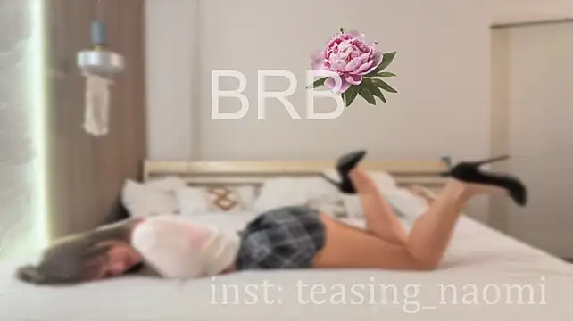 Aesthetics__tease - suck finger + eye contact