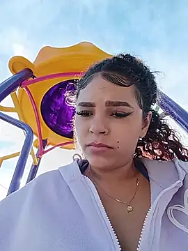 Mommy-Hot - Creamy pussy Squirt Big 💦💦 Public