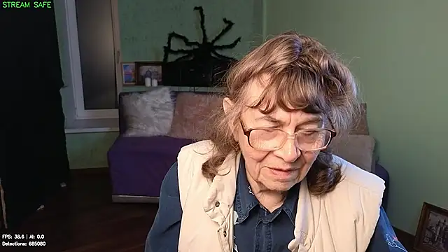 Betty_Brick