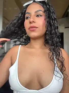 AmeliaAndersson - Make me fuck my fingers for you