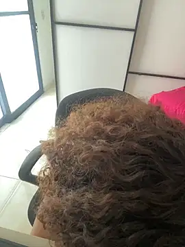 JULIETTA-G - Abriré mi coño (dedito en vagina)