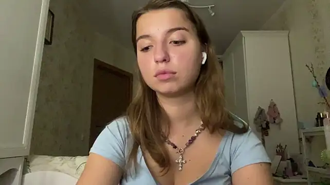 AshliKuhn - make my nipples so hard