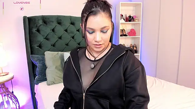 Naughty_fun_room - Come on, take off my clothes