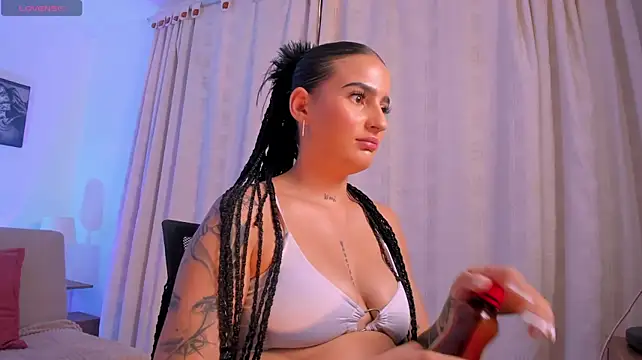Naiely_Naides - prepare my pussy for squirt 🔥