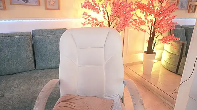 EmmaWalkerr_ - 🤎✨ Show Feet