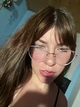 Luna33- - Masturbación con juguito 🔥🔥🥵🥵🥵