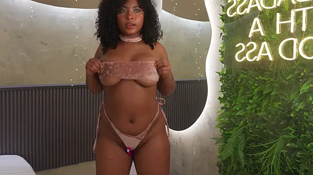 Aria_Marin - show pusy🌸😏and 3 finger in pusy
