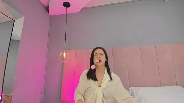 Layla_Alamiri - panty off