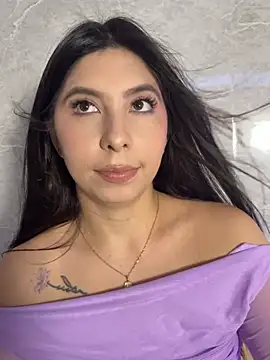 Ashley-Whitee - SHOW ASS, PLEASE 🍑