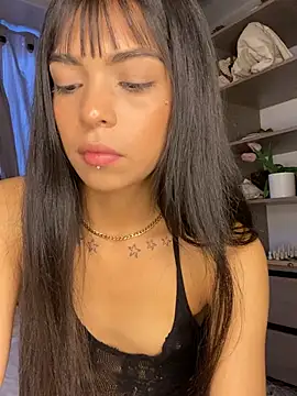 Miley_rouse - Control lush x 3 min and fingers in ass