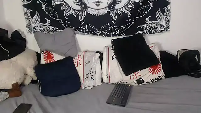 Emily_n_abby - SHOW ASSHOLE