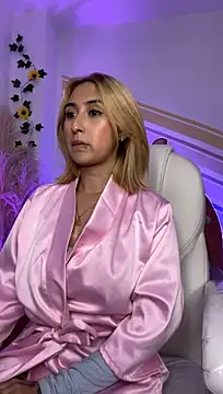 Naomii_Rodman_ - oil in bobs
