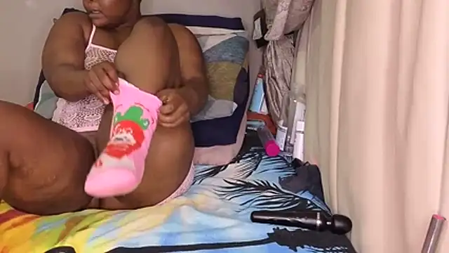 Spicybootie - juciy pussy for daddy