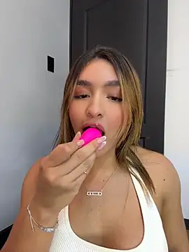 Jenn_fit - BRA OFF+NIPPLES SHIELDS🍒