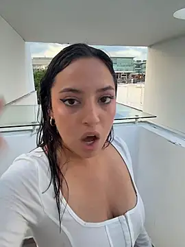 MeggyMae_ - Show my asshole