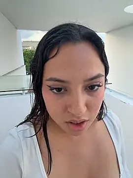 MeggyMae_ - Show my asshole