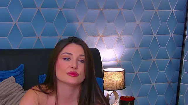 KassieWeins - slowly striptease