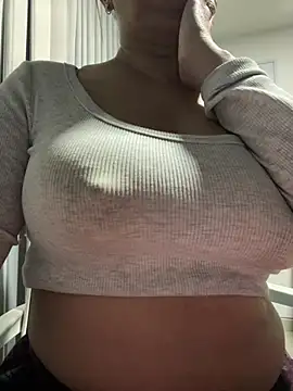 Ruby_santana777 - milk niples hard