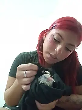 GiaRedd - Squirt + control lush 5mn