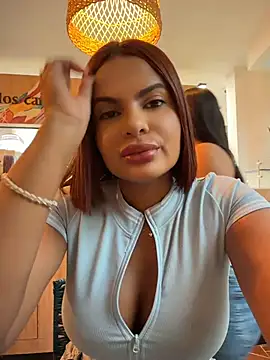 Irina_Velvett - Flahs tits 😈🍃