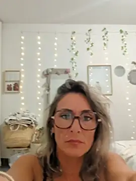 Carlamouetteofficial - Coucou Carla 💋