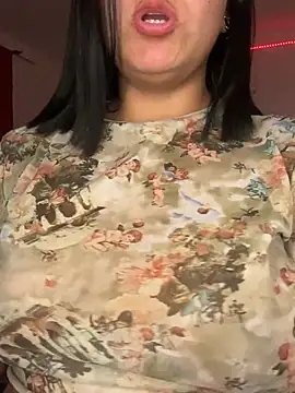 Amber_xx_ - Flash boobs