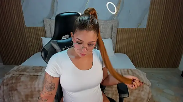 Mia_18v - NAKED TOTALLY + DANCE