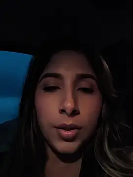 Catalina_ramos - Twerk in road