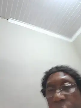 Freakyassnwildx