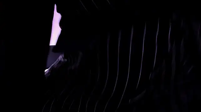 AmberGreyy_ - Bounce my boobs 🖤