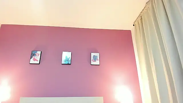 LuciaMiller - clap clap with my boobs