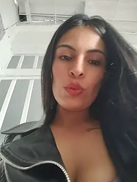 Astrid-- - Take off top and suck tits