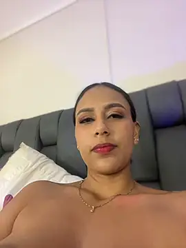 MiilaBlake - DEEP FINGERING UNTIL CREAMY