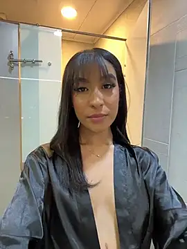 Naomi_Silk - PUSSY PLAY