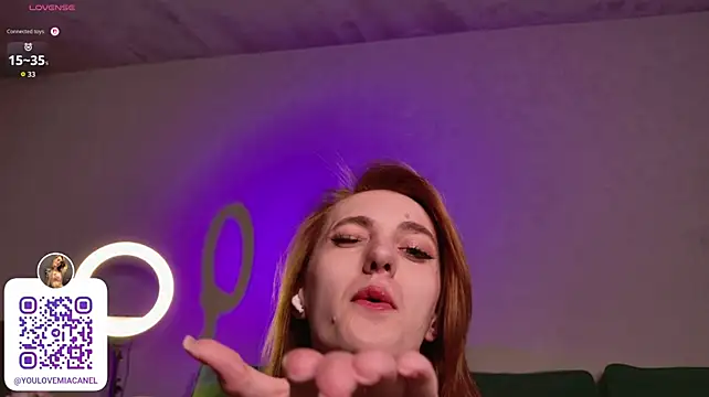MiaKomoi - cameltoe