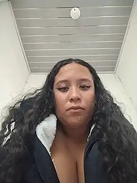 You-sexy-starr - Show those big boobs