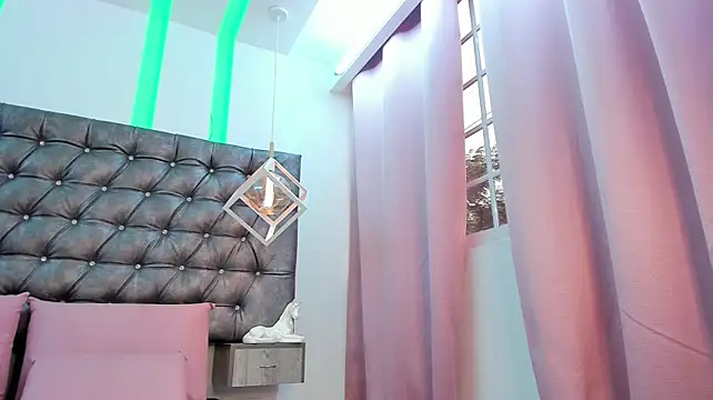 StefaniCollins - Delicious Pussyplay🔥🥵