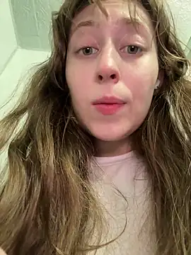 FroggyAnna - little slap for tiny pussy