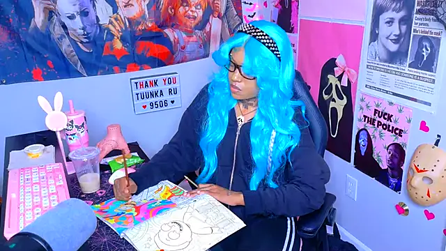 Spookiebaddie - get me naked😇 + oil!