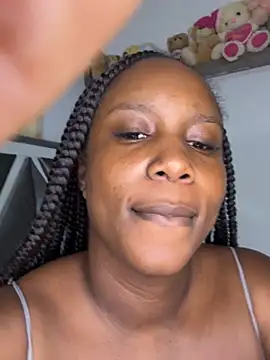 Dulceyesi - Spread pussy close up 😈