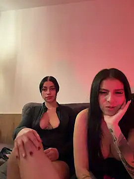 AlannaEvons - Tits Out + Spank In Public 🍒😈