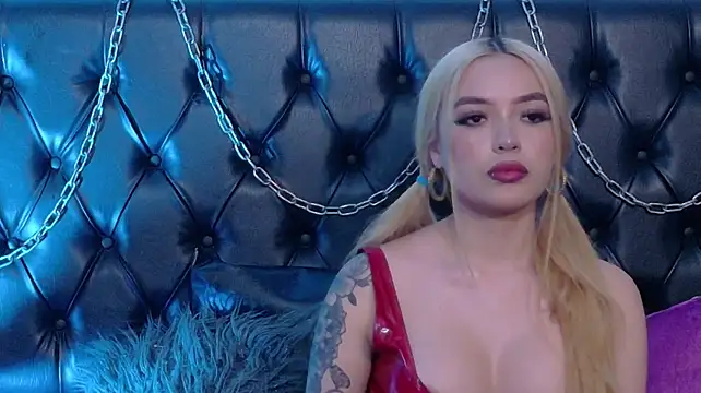 BellaRubio - Topless + Control Gemini X 2min
