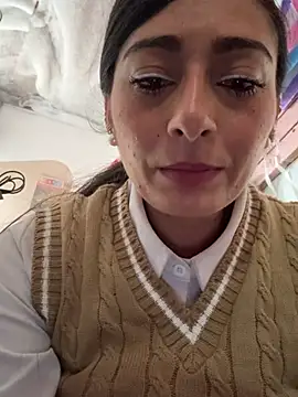 IsabellaMariet - masturbate with your fingers