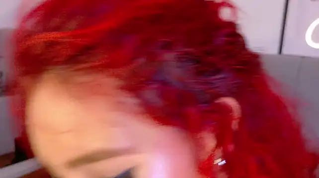 FranchescaVeleska - Your ass on close cam, please 🍑🥵