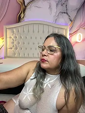 Lucy_Milf_474 - CONTROL DOMI X 6 MIN