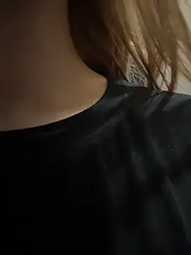 Isabella-gaviria - FUCK MY PUSSY IN PUBLIC TOILETS(MALL)