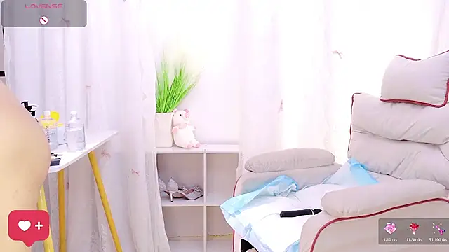 QiQi-Big - m腿抽插骚穴出水水~控制权三分钟