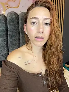 Samara-kitty - PLUG IN ASS