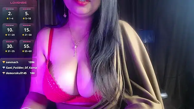 _Kamakshi - boobs oil massage :movingboobs: